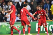 足坛冷门一夜！意甲冠军0-1爆冷，国米1-0登顶榜首，勒沃库森4-3险胜